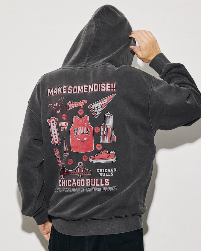 NBA × FREAK'S STORE 別注 チームイラスト バックプリント ヘンリーネックパーカー