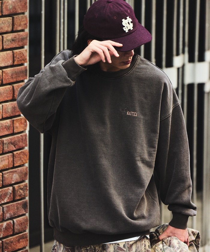 ピグメント加工 HIDDEN LOGO クルーネックスウェット