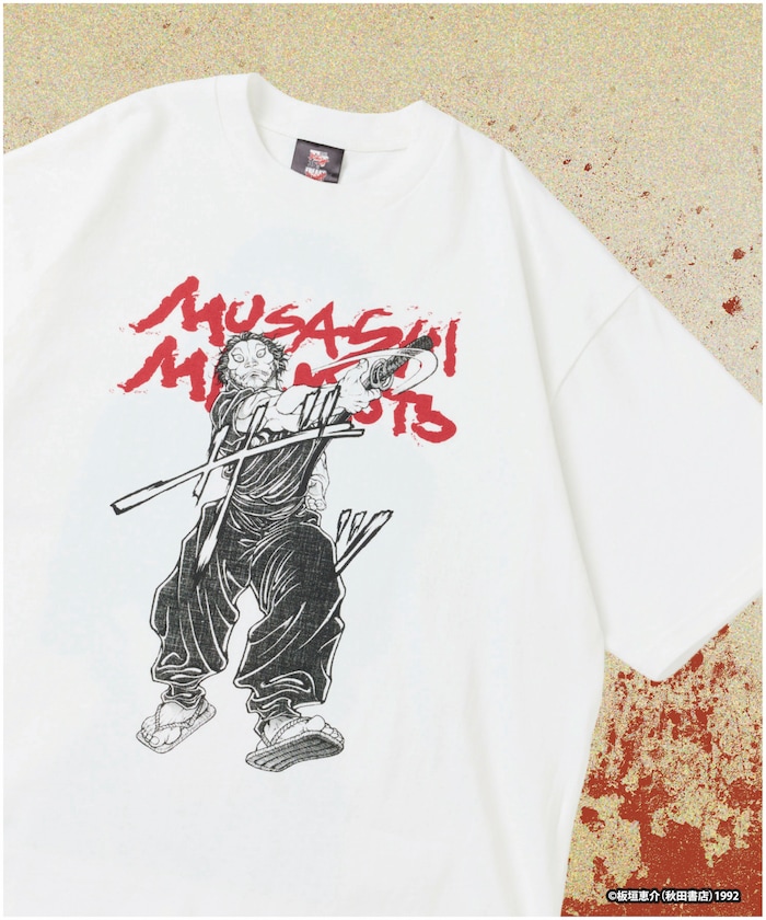 【6月12日 12:00販売開始】 刃牙 「二天一流/宮本武蔵」プリント クルーネック Tシャツ