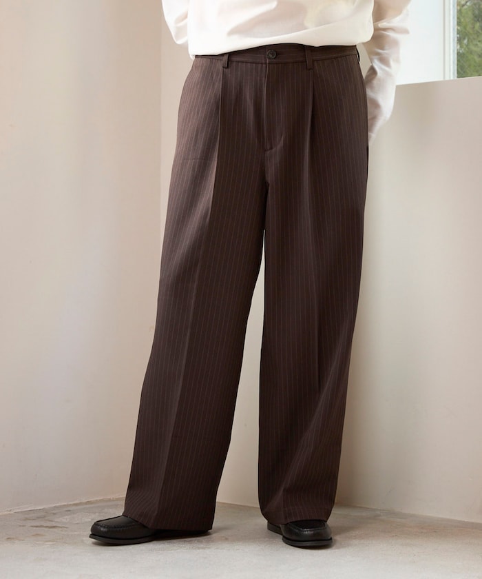 ワイドストレートシルエット ワンタック スラックスパンツ