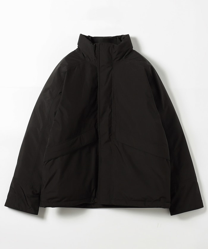 ブラック：Black (K)