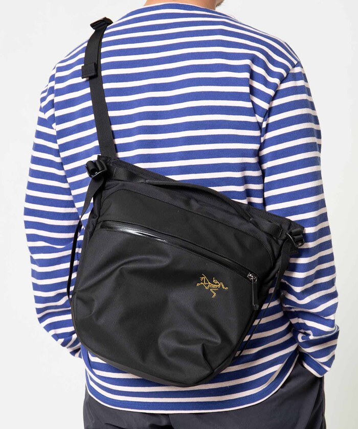 FREAK'S STOREのARRO 8 SHOULDER BAG