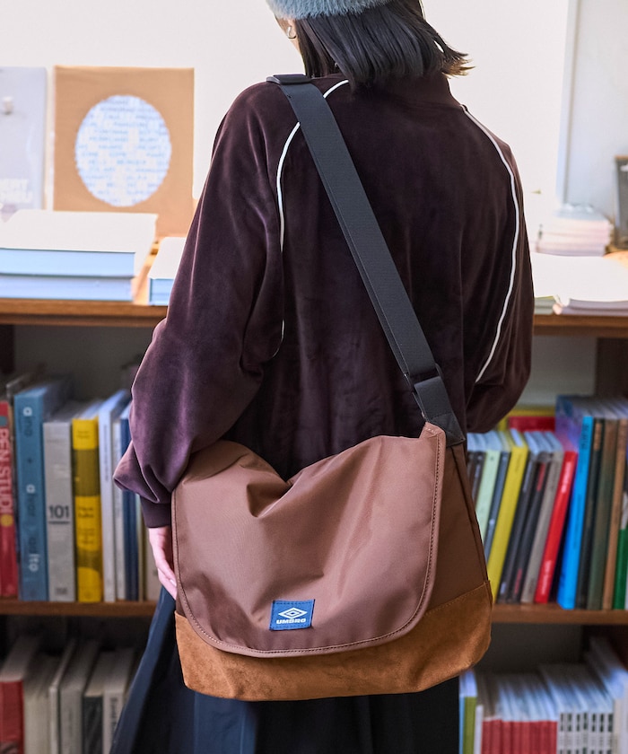 ブラウン:BROWN × CAMEL