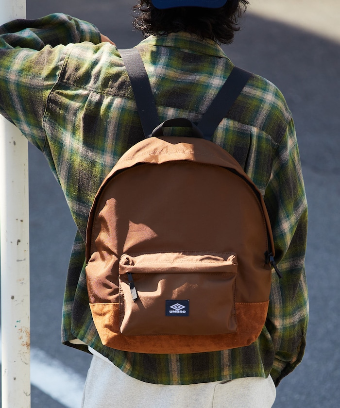 ブラウン：BROWN × CAMEL