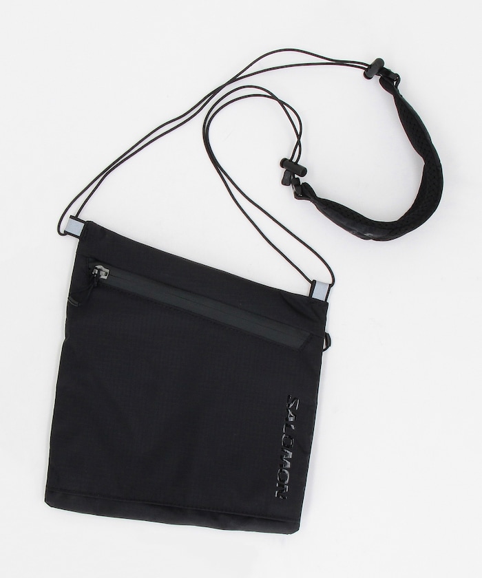 ブラック：BLACK