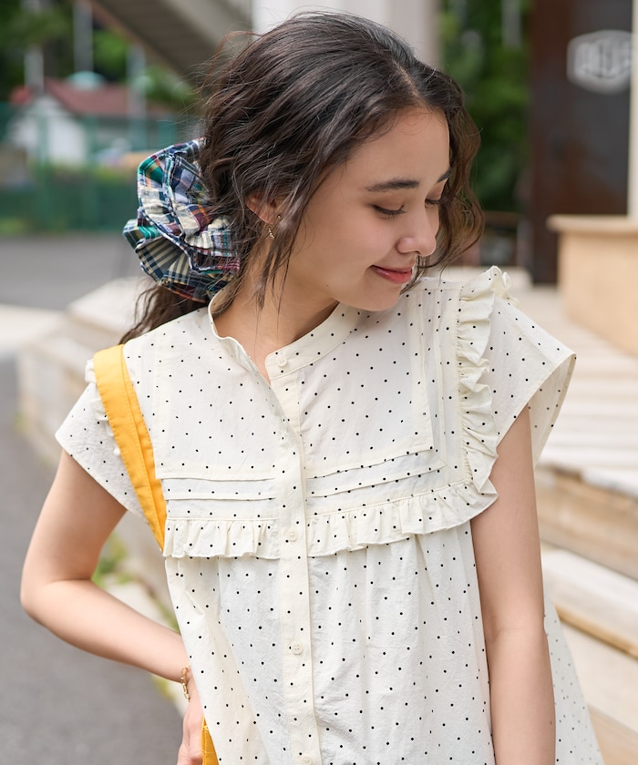 スクエアスタンド フリルブラウス