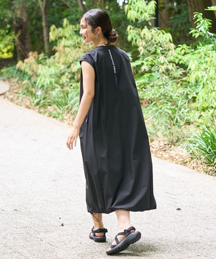 ブラック:BLK