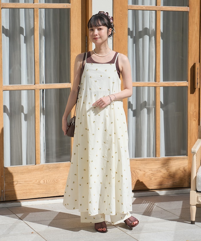 オフホワイト：OFF