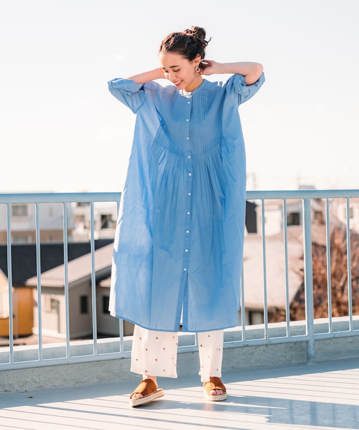 ターコイズブルー：BLUE