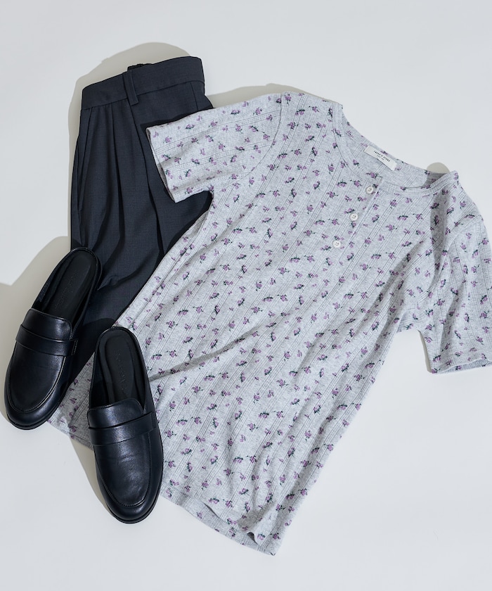 ライトグレー：GRY