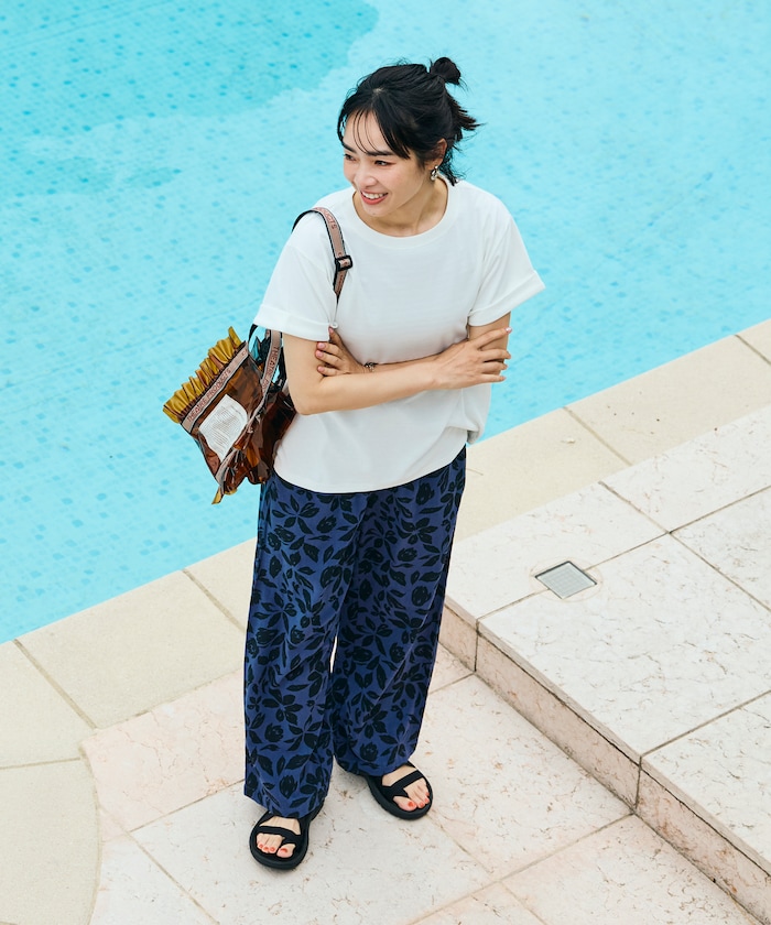 オフホワイト：OFF