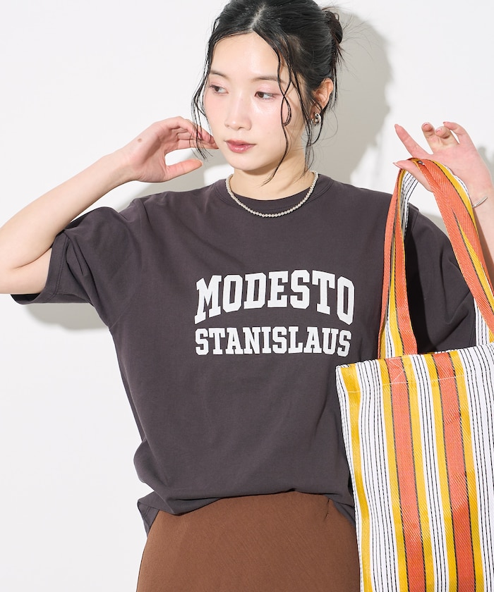 カレッジロゴ Tシャツ