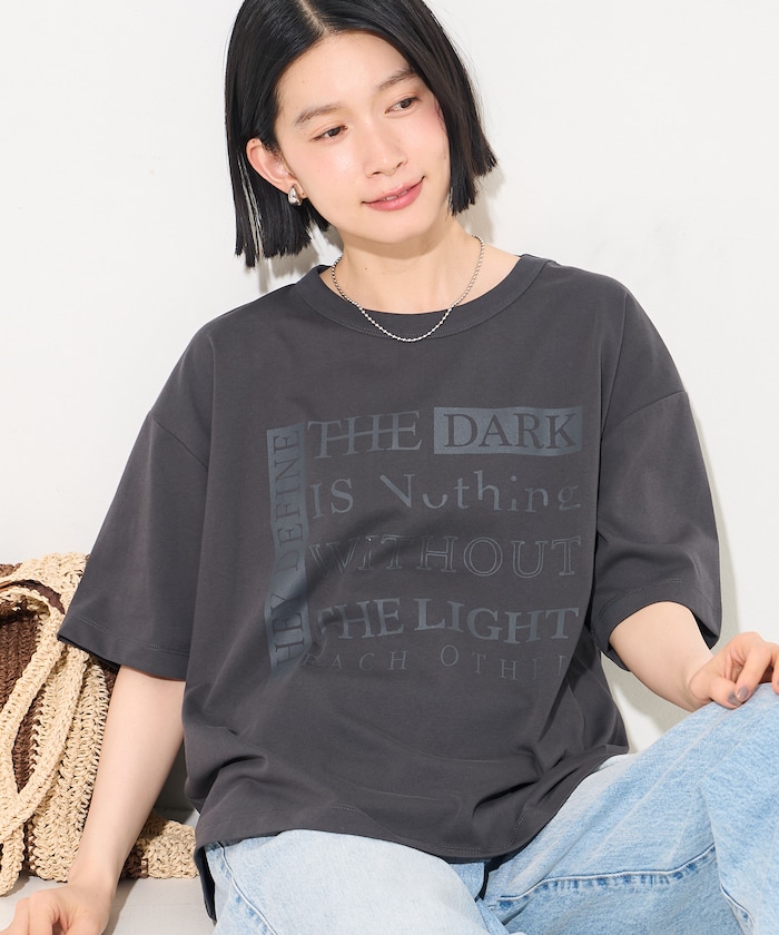 ワントーン ロゴTシャツ