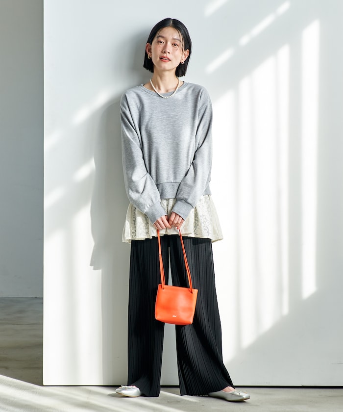 ライトグレー：ASH×OFF