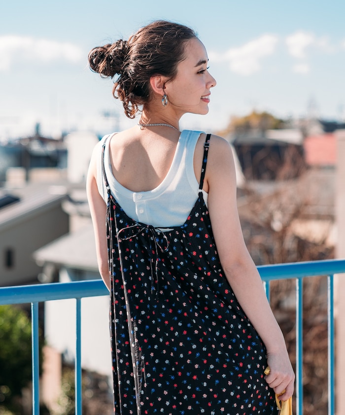 オフホワイト：OFF