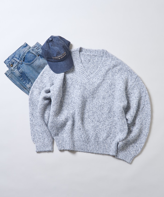 グレー:L.GRY
