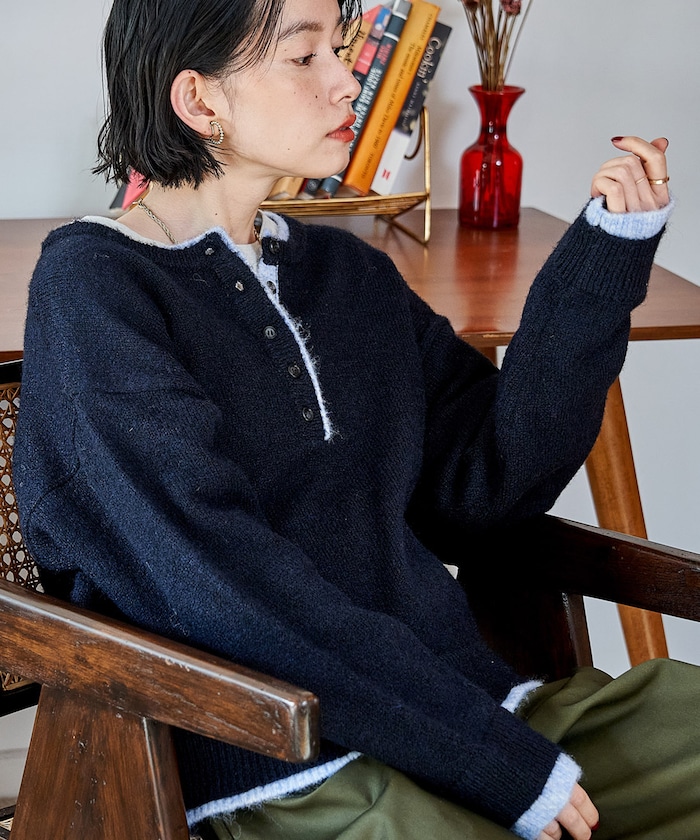 チャコールグレー：CHARCOAL×PINK