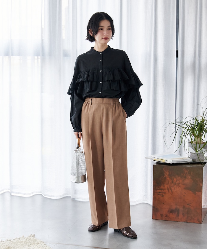 ベージュ：BEIGE