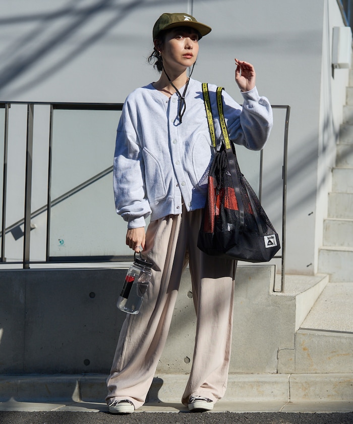 オフホワイト：OFF