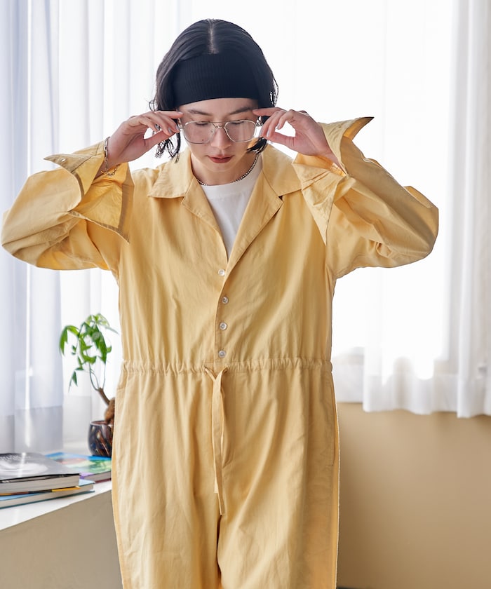 イエロー：YELLOW