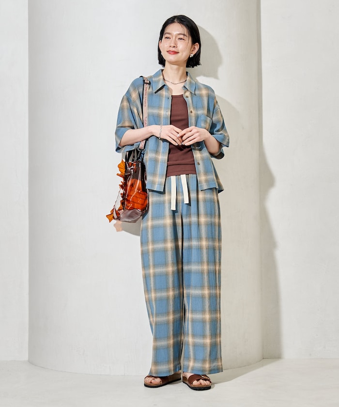 サックスブルー：L.BLUE