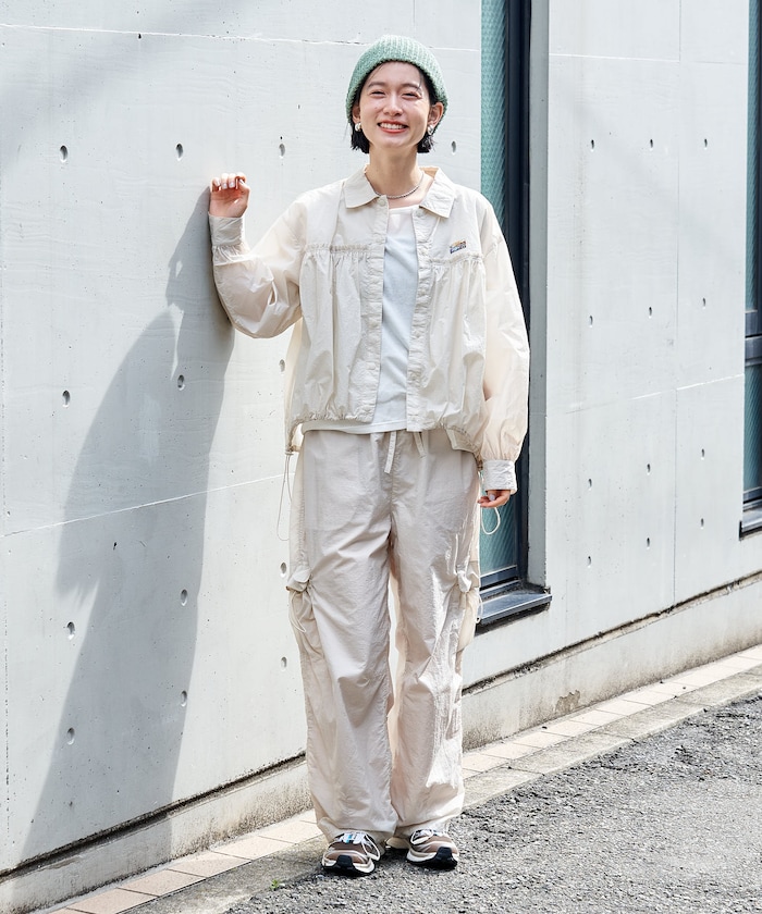 オフホワイト：OFF