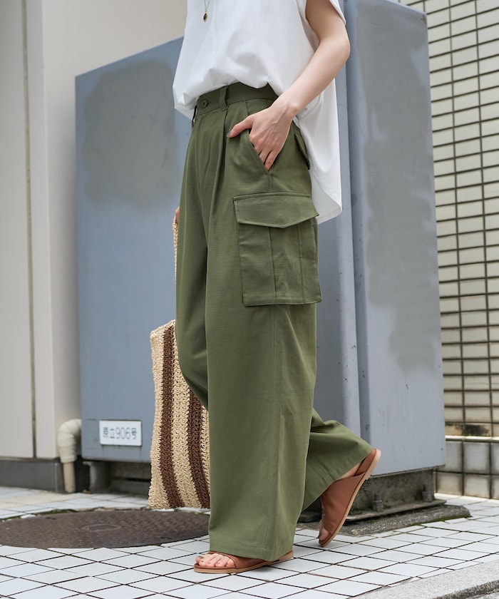 バックサテン カーゴパンツ