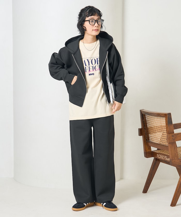 ブラック：BLK×BLK