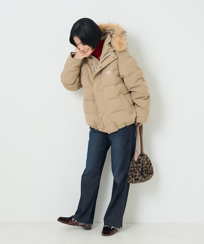 ベージュ：LT.BEIGE