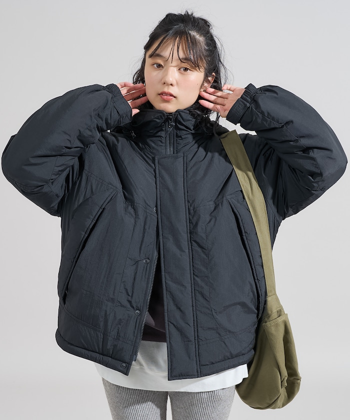 H164 B78 W59 H85 　Sサイズ