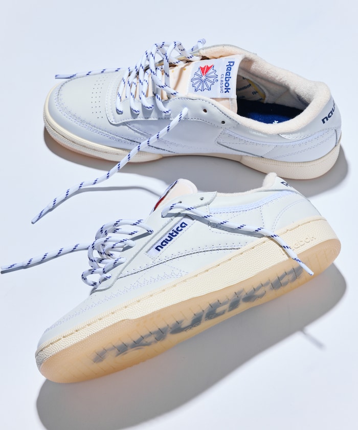ホワイト:PURE WHITE