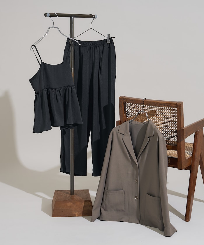 ライトグレー：GRYGE×BLK×BLK