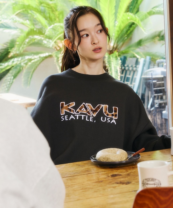 KAVU × FREAK'S STORE / 別注 KV レオパードロゴ スウェット 【限定展開】