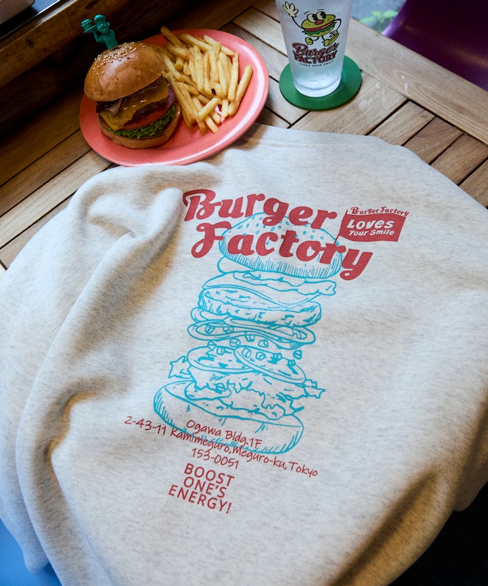 Burger Factory×FREAK'S STORE 別注 リラックスフィット バックプリント クルーネックスウェット/ バーガーファクトリー 【限定展開】