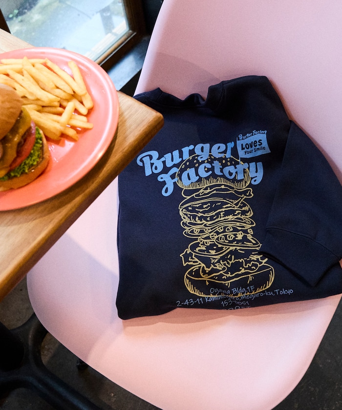 Burger Factory×FREAK'S STORE 別注 リラックスフィット バックプリント クルーネックスウェット/ バーガーファクトリー 【限定展開】