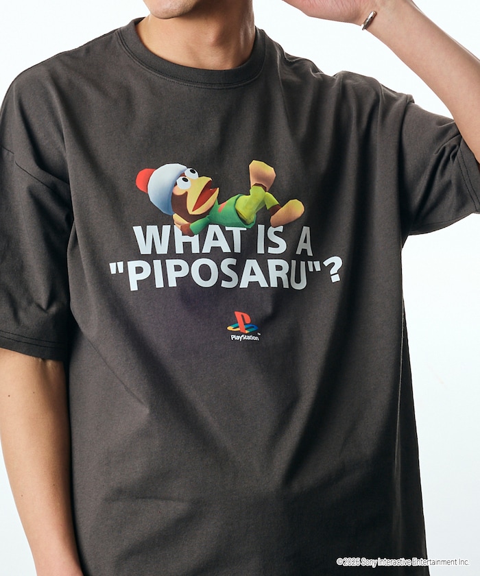 ビッグシルエット クルーネック プリントTシャツ/PlayStation サルゲッチュ/WHAT IS A PIPOSARU 【限定展開】