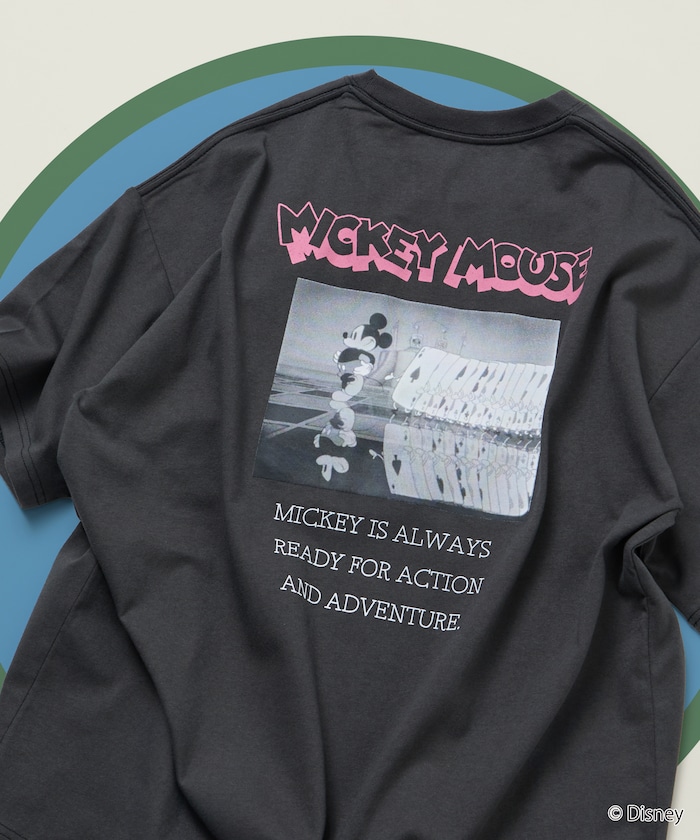 DISNEY/ディズニー/ミッキーマウス /モノクロ バックプリント クルーネック Tシャツ/Scene 【限定展開】