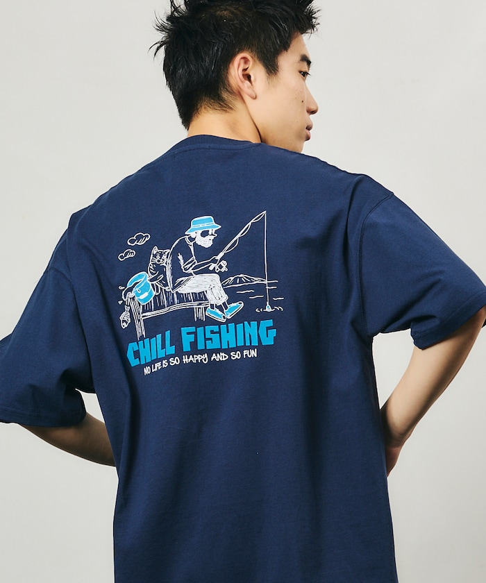 限定展開 リラックスフィット バックプリント クルーネック Tシャツ CHILL FISHING MAN