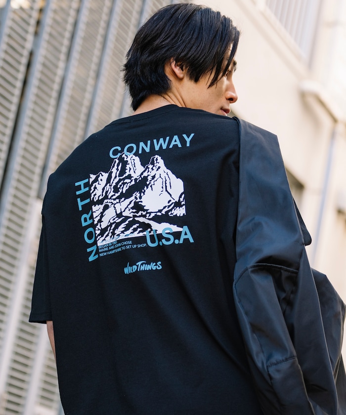 WILD THINGS×FREAK'S STORE/ワイルドシングス 別注 ビッグシルエット マウンテンモチーフ バックプリント Tシャツ 【限定展開】