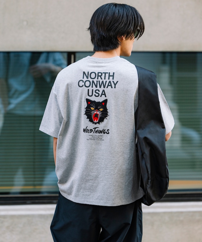 WILD THINGS×FREAK'S STORE / ワイルドシングス 別注 ビッグシルエット 山猫モチーフ バック刺繍ワッペンデザイン Tシャツ 【限定展開】
