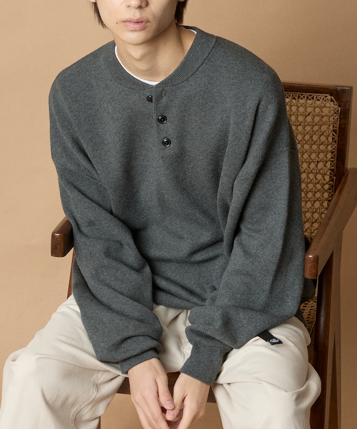 Relax Fit リラックスフィット スウェットライク ヘンリーネック ニット 【限定展開】