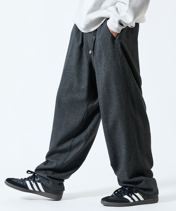 ワイドシルエット ウールライク クライミングパンツ【限定展開】