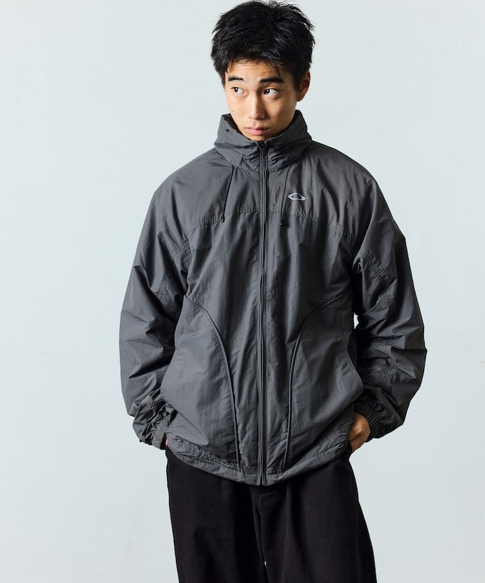 Oakley ブラック フード付きジャケット Oakley ブラックジャケット フード付き