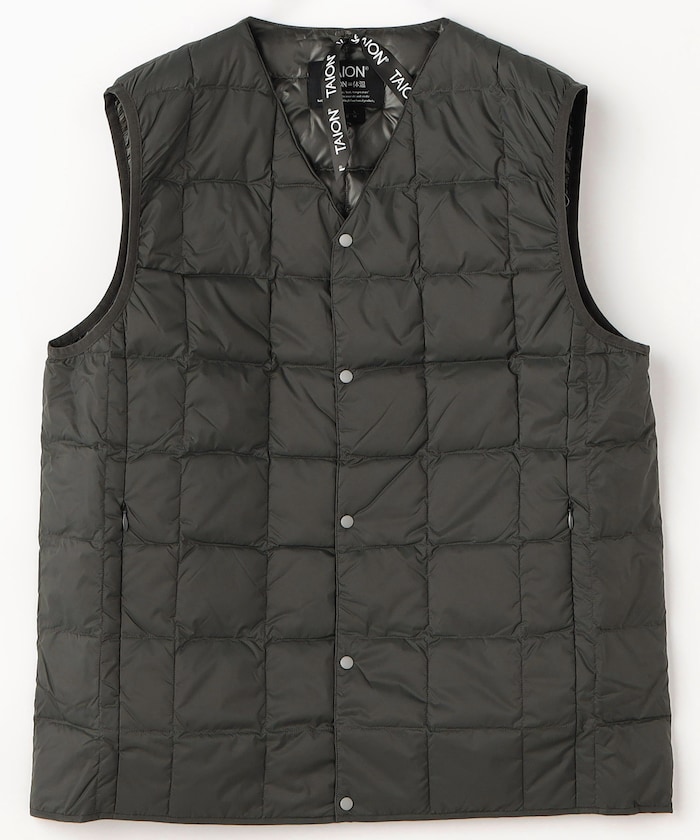 ベーシック Vネックボタン インナーダウンベスト/V NECK DOWN VEST 【限定展開】
