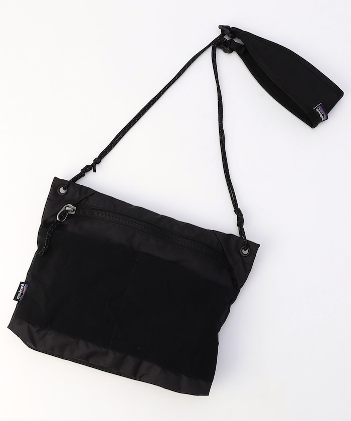 テラヴィア・サコッシュ 3L 【限定展開】