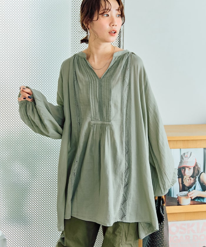 ブルーグリーン：ライトグリーン