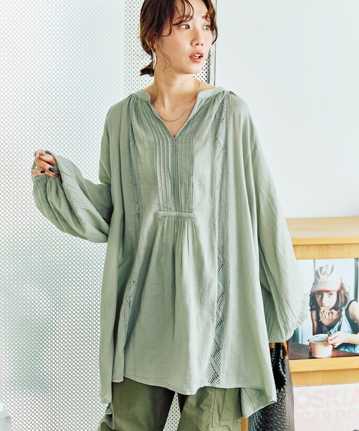 ブルーグリーン：ライトグリーン