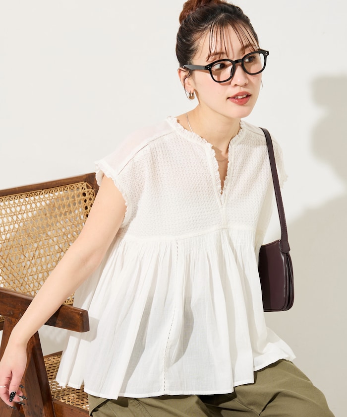 ダイヤ 刺繍 フリル ノースリーブ ブラウス【限定展開】