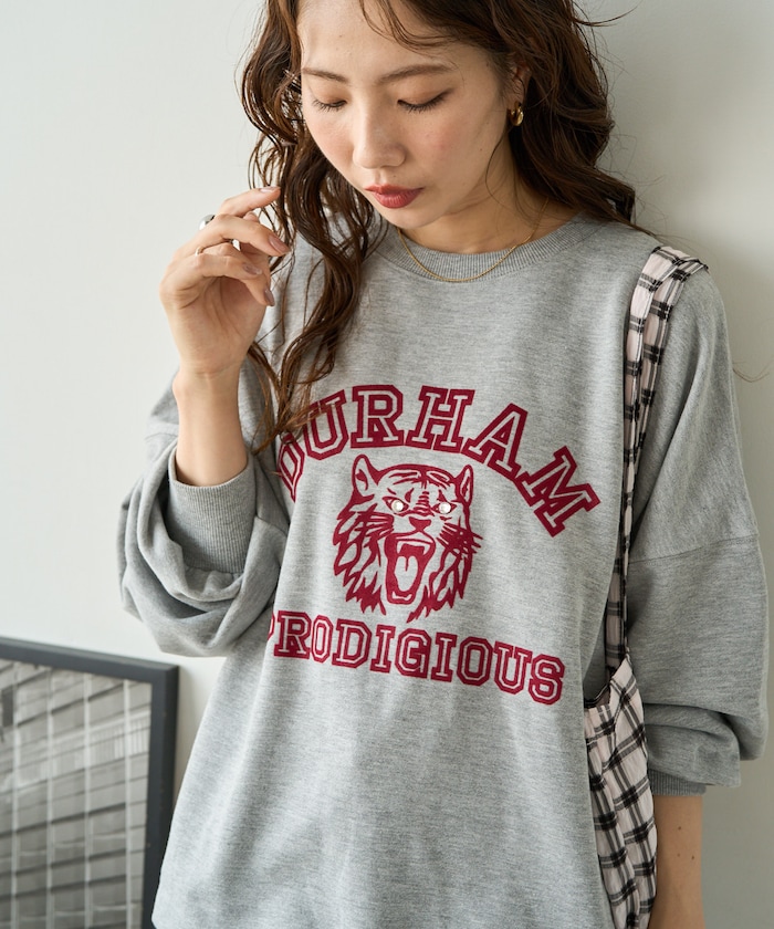 ビジュー ポイントタイガー プリント スウェット【限定展開】