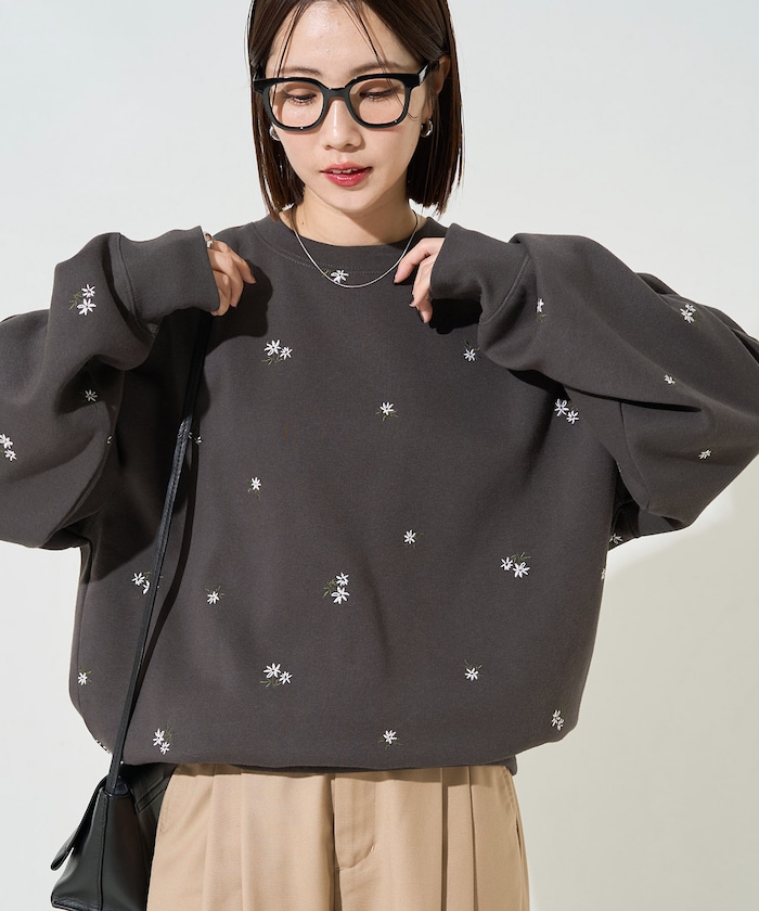 小花 刺繍 裏起毛 スウェット プルオーバー【限定展開】